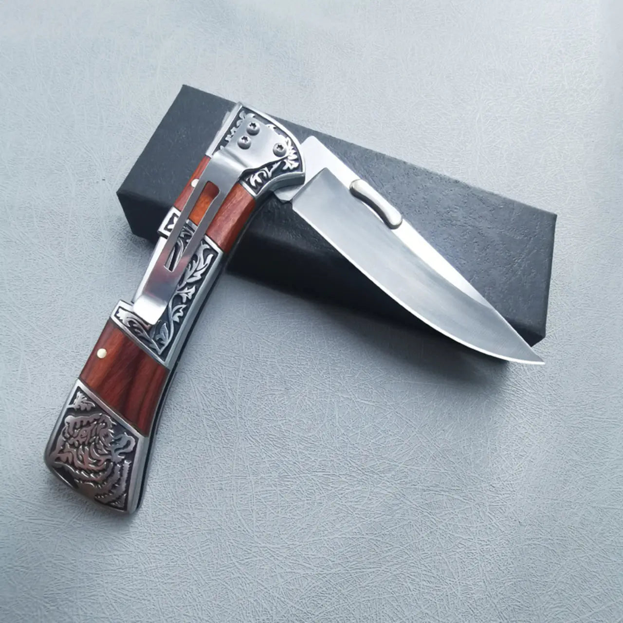 Classical Folding Knife