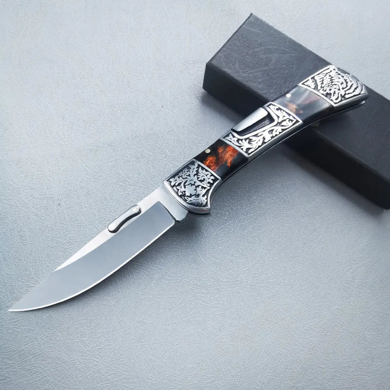 Classical Folding Knife